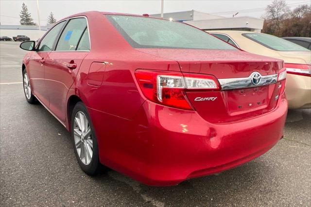 used 2014 Toyota Camry Hybrid car, priced at $13,999