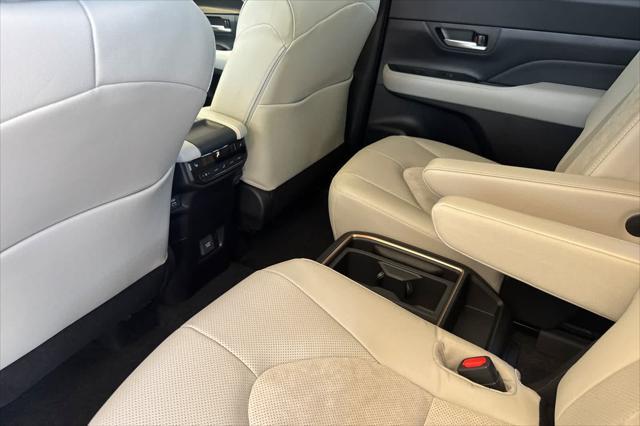 new 2025 Toyota Grand Highlander Hybrid car, priced at $66,287