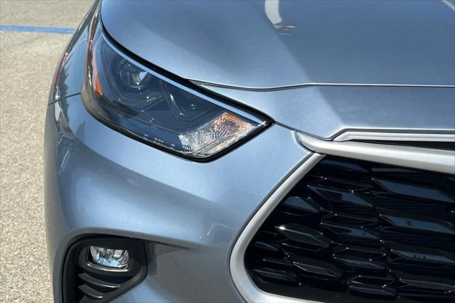 used 2022 Toyota Highlander car, priced at $36,999