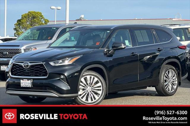 used 2021 Toyota Highlander car, priced at $39,977