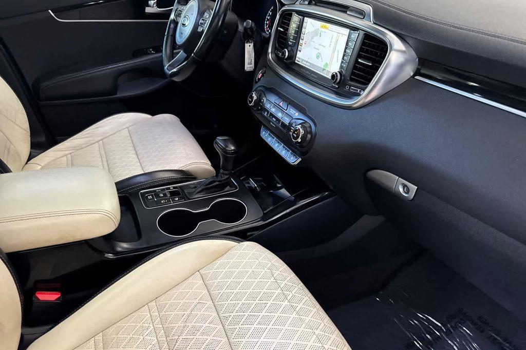 used 2017 Kia Sorento car, priced at $15,977