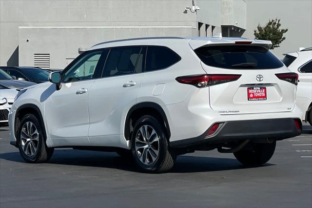 used 2022 Toyota Highlander car, priced at $35,977