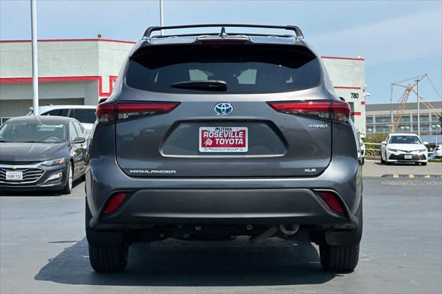 used 2021 Toyota Highlander Hybrid car, priced at $31,999