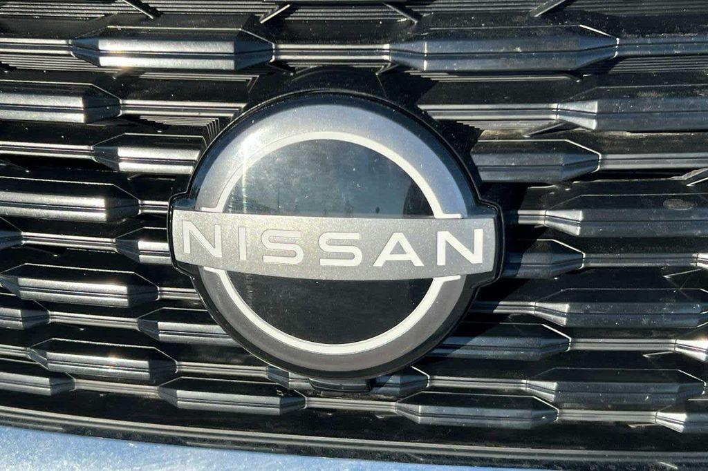 used 2023 Nissan Rogue car, priced at $21,999
