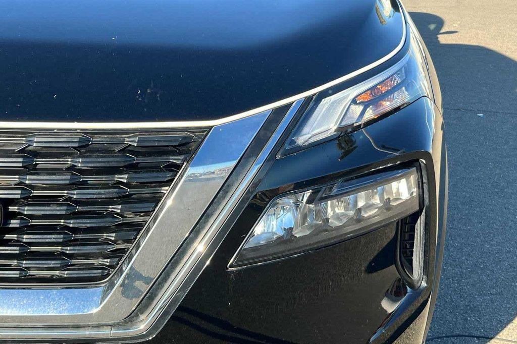 used 2023 Nissan Rogue car, priced at $21,999