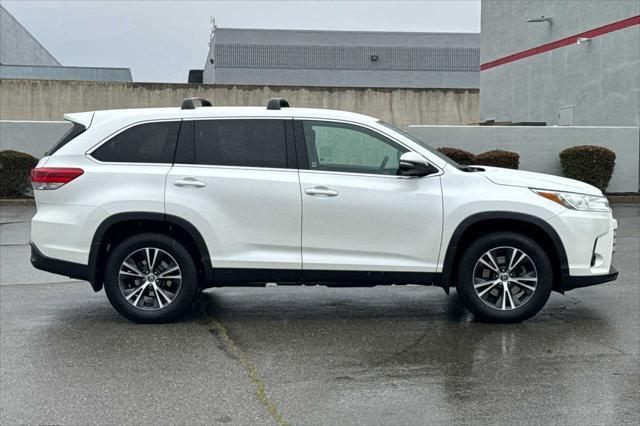 used 2019 Toyota Highlander car, priced at $23,977