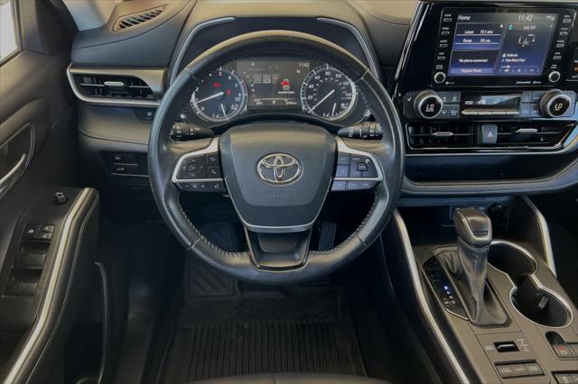 used 2022 Toyota Highlander car, priced at $41,977