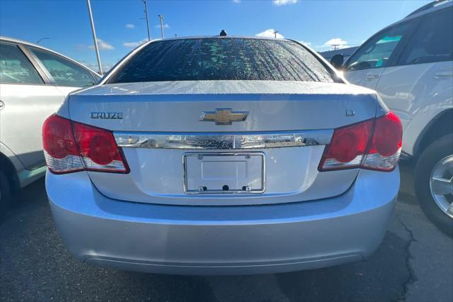 used 2014 Chevrolet Cruze car, priced at $8,999