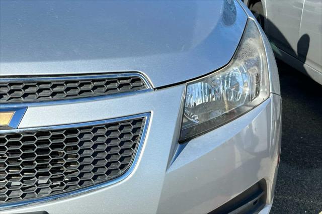 used 2014 Chevrolet Cruze car, priced at $8,999