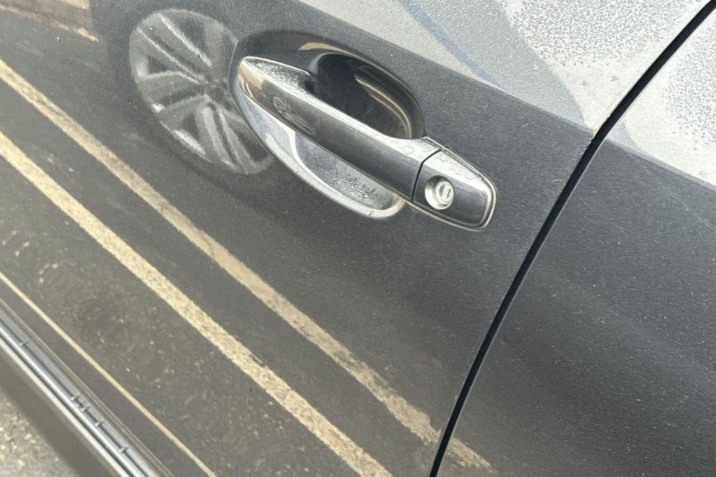 used 2016 Subaru Crosstrek car, priced at $15,999