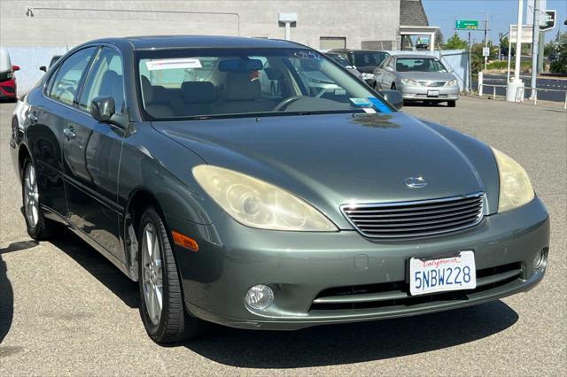 used 2005 Lexus ES 330 car, priced at $9,999