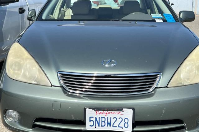 used 2005 Lexus ES 330 car, priced at $9,999