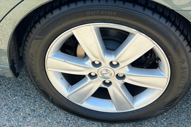 used 2005 Lexus ES 330 car, priced at $9,999
