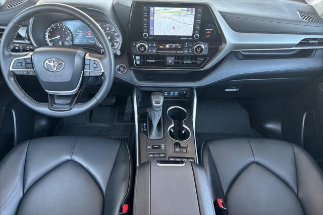 used 2022 Toyota Highlander car, priced at $41,977