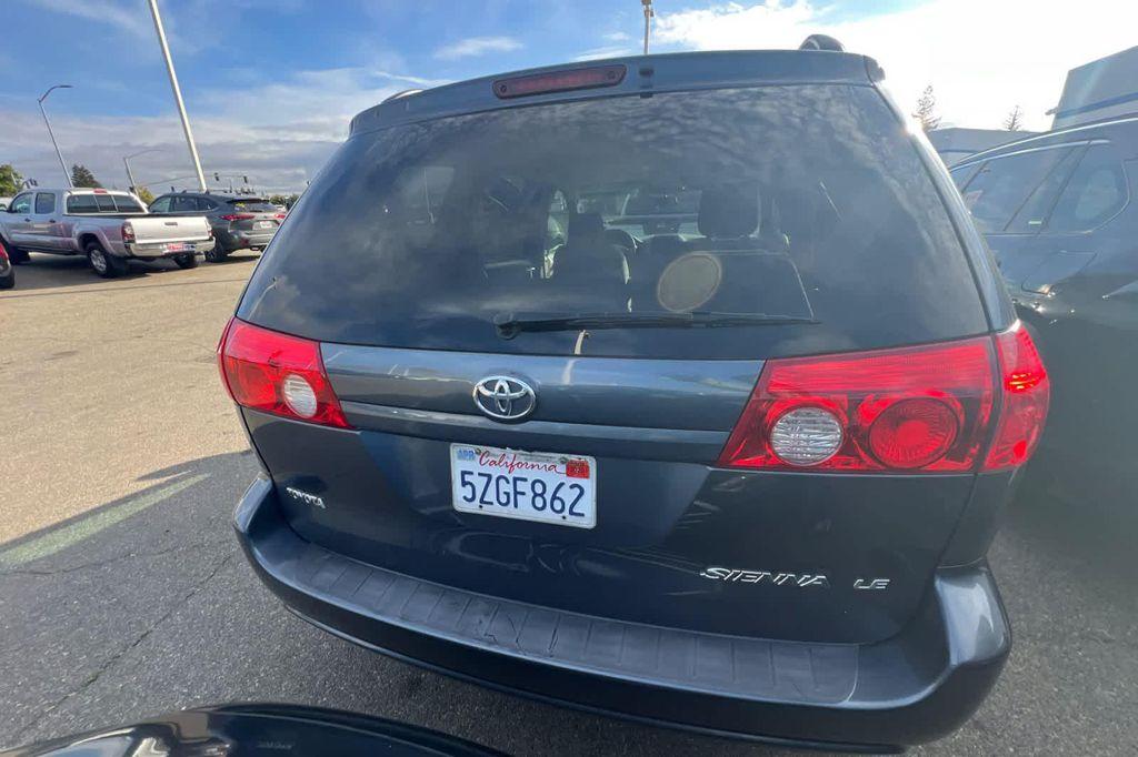 used 2007 Toyota Sienna car, priced at $9,999