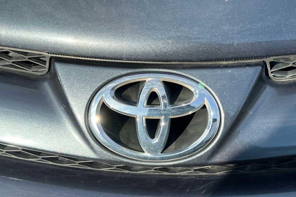 used 2007 Toyota Sienna car, priced at $9,999