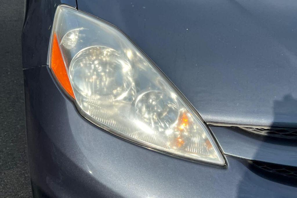 used 2007 Toyota Sienna car, priced at $9,999