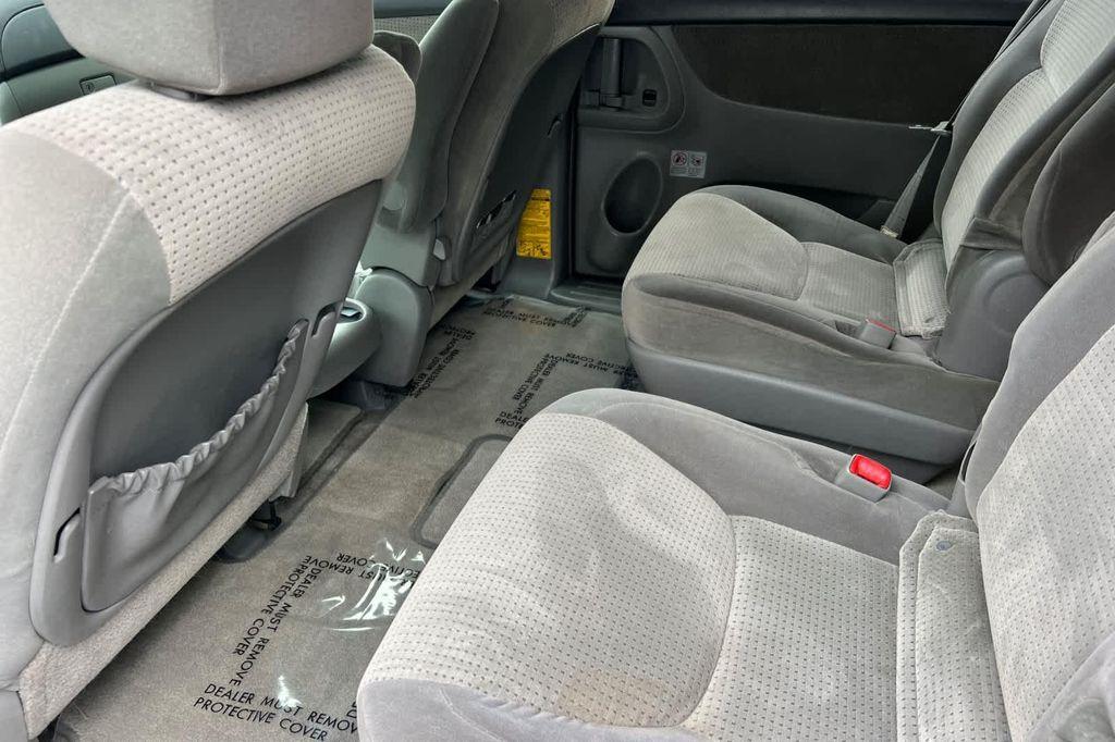 used 2007 Toyota Sienna car, priced at $9,999
