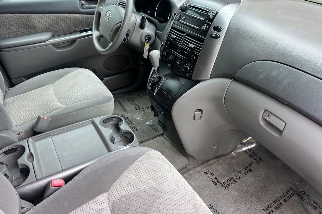 used 2007 Toyota Sienna car, priced at $9,999