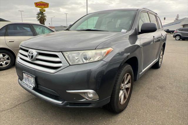 used 2011 Toyota Highlander car, priced at $10,999