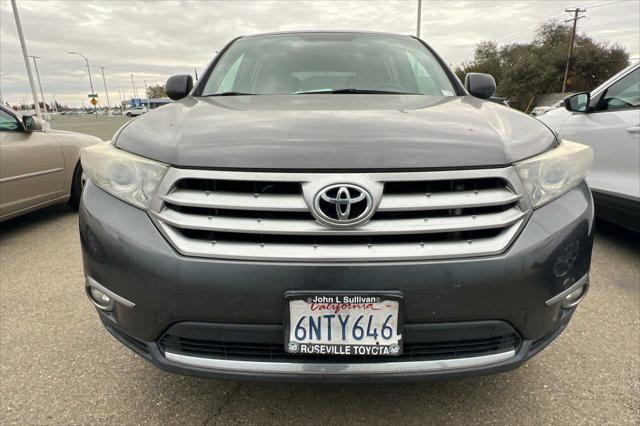 used 2011 Toyota Highlander car, priced at $10,999