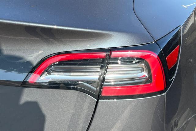 used 2018 Tesla Model 3 car, priced at $27,999