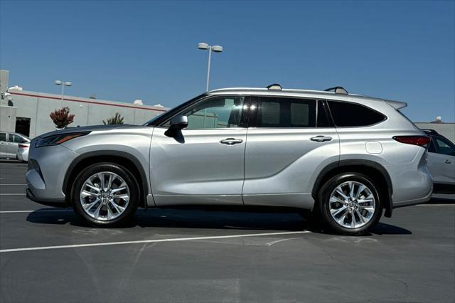 used 2023 Toyota Highlander car, priced at $45,999