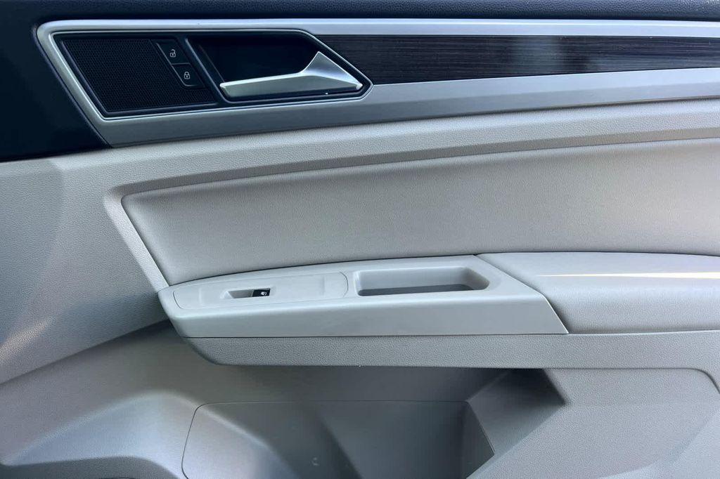 used 2019 Volkswagen Atlas car, priced at $18,977