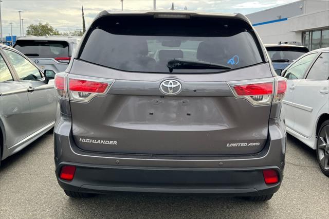 used 2015 Toyota Highlander car, priced at $18,999