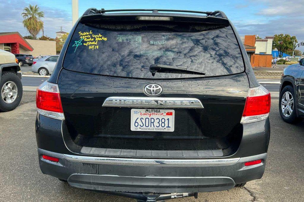 used 2012 Toyota Highlander car, priced at $10,977