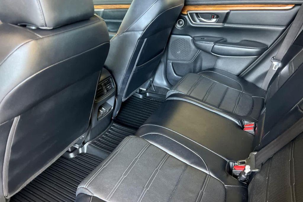 used 2017 Honda CR-V car, priced at $15,977