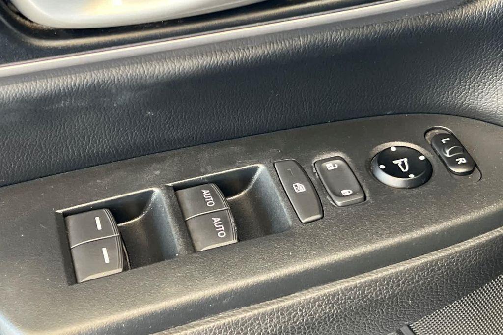 used 2017 Honda CR-V car, priced at $15,977