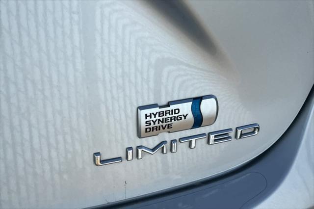 used 2013 Toyota Avalon Hybrid car, priced at $10,999