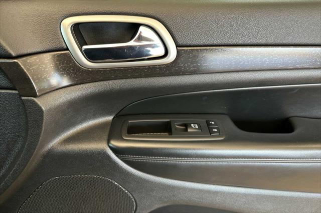used 2018 Jeep Grand Cherokee car, priced at $19,999