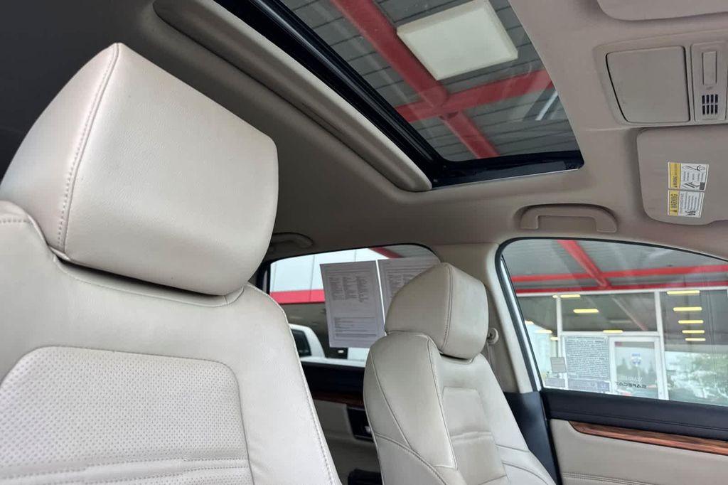 used 2020 Honda CR-V car, priced at $27,977