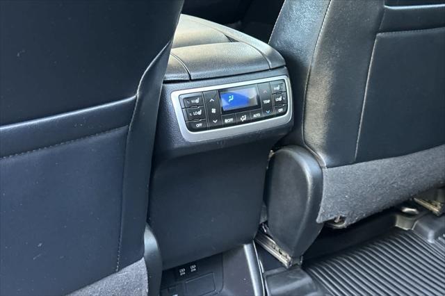 used 2019 Toyota Highlander car, priced at $34,999