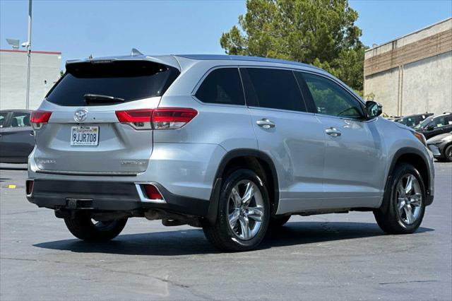used 2019 Toyota Highlander car, priced at $34,999