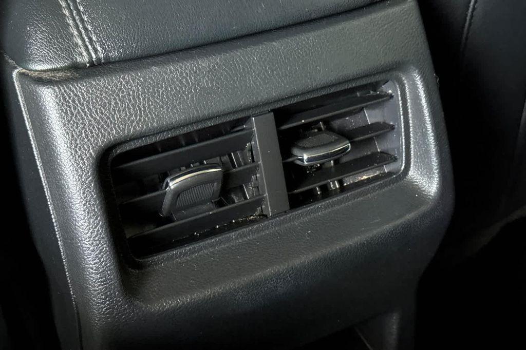 used 2022 Ford Edge car, priced at $21,977
