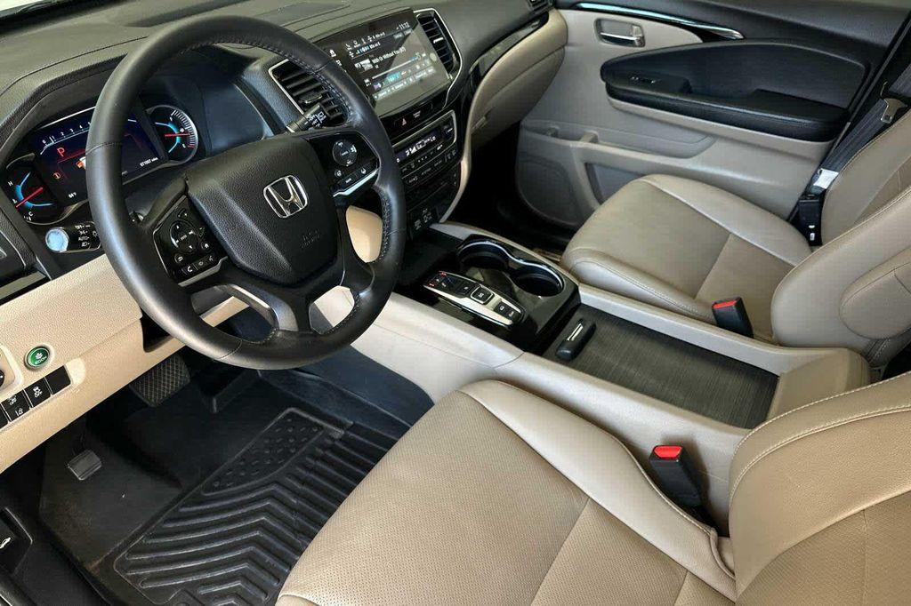 used 2022 Honda Pilot car, priced at $31,977