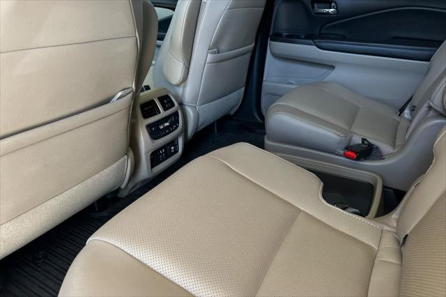 used 2022 Honda Pilot car, priced at $32,977
