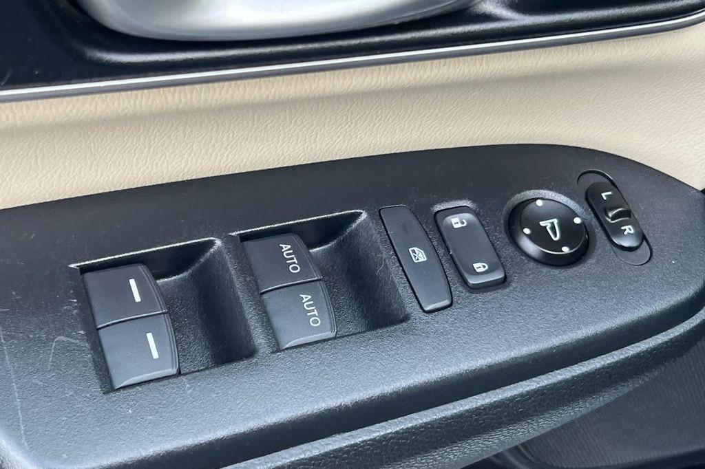 used 2017 Honda CR-V car, priced at $21,999