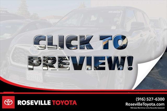 used 2021 Toyota Highlander Hybrid car, priced at $31,999