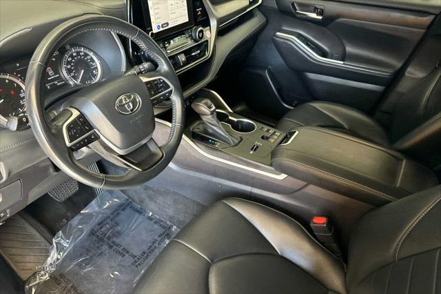 used 2023 Toyota Highlander car, priced at $35,977