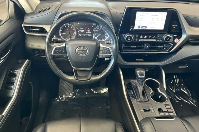 used 2023 Toyota Highlander car, priced at $35,977