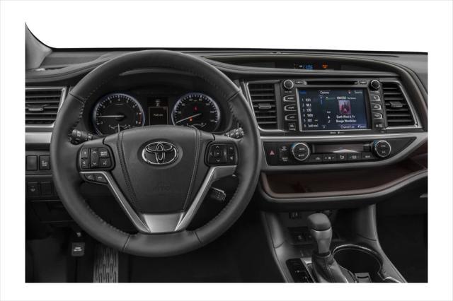 used 2015 Toyota Highlander car, priced at $20,999