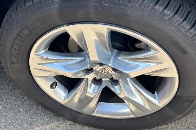 used 2015 Toyota Highlander car, priced at $17,999