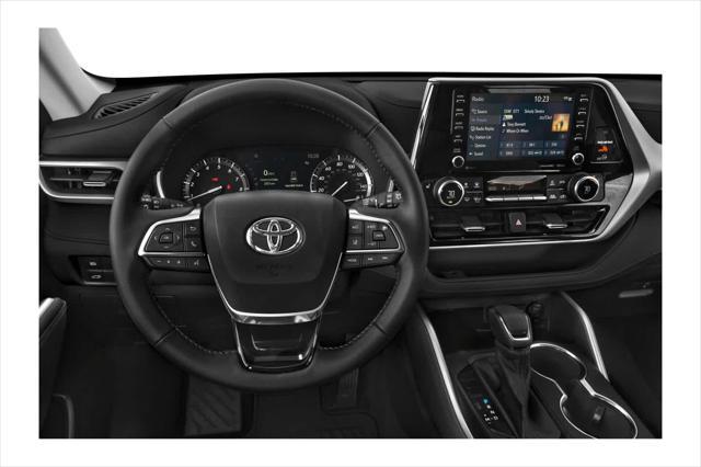 used 2022 Toyota Highlander car, priced at $43,999