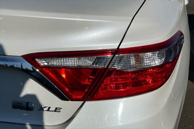 used 2015 Toyota Camry Hybrid car, priced at $11,999