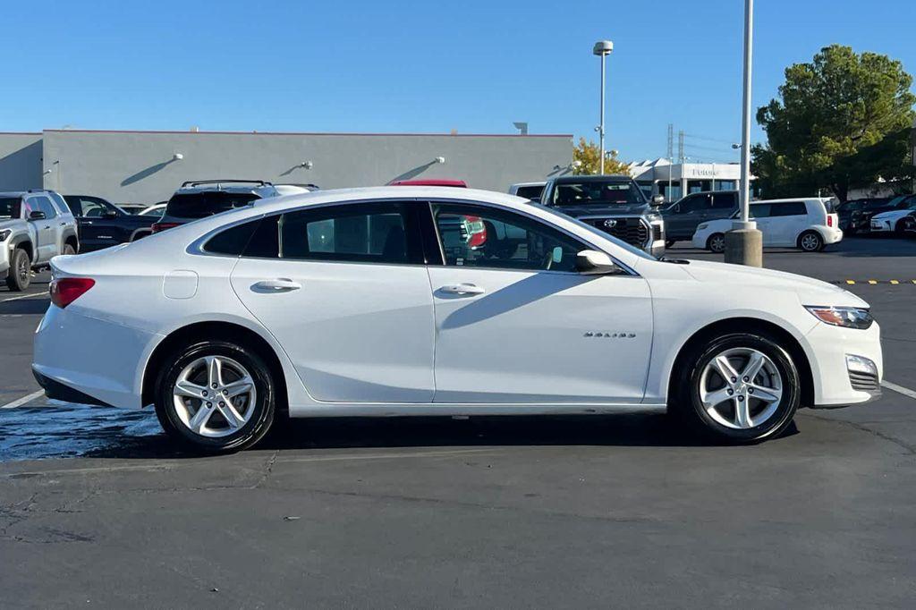 used 2024 Chevrolet Malibu car, priced at $17,999
