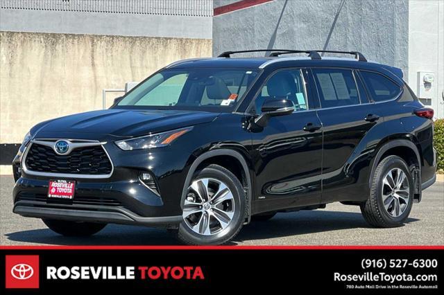 used 2022 Toyota Highlander Hybrid car, priced at $42,977